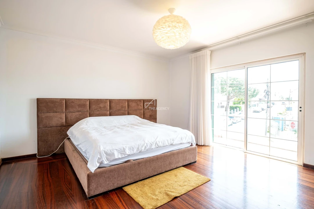 Moradia T4 para Venda em Cascais e Estoril Foto 12