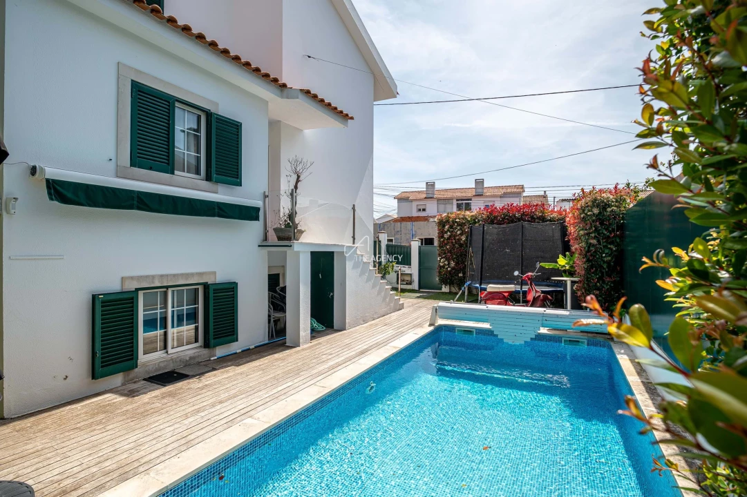 Moradia T4 para Venda em Cascais e Estoril Foto 1