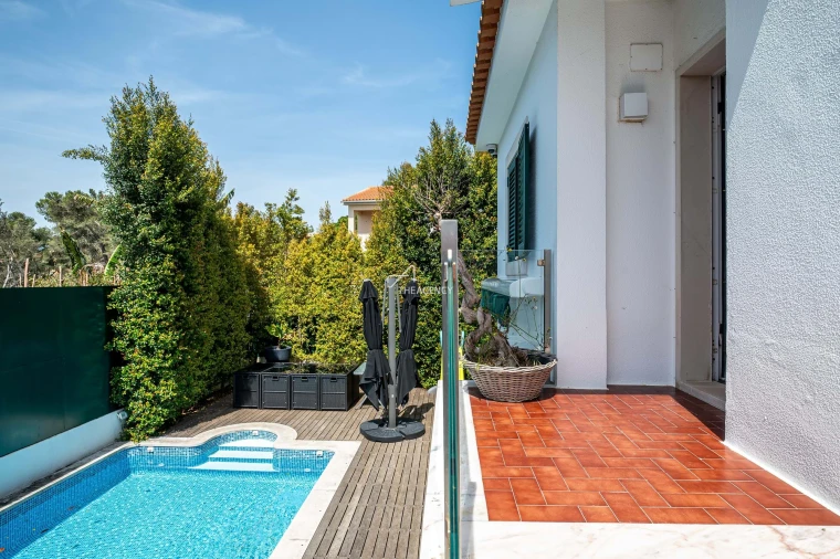 Moradia T4 para Venda em Cascais e Estoril Foto 31