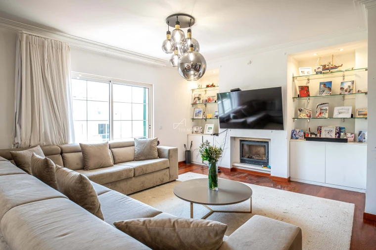 Moradia T4 para Venda em Cascais e Estoril Foto 4