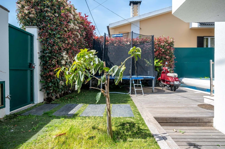 Moradia T4 para Venda em Cascais e Estoril Foto 23