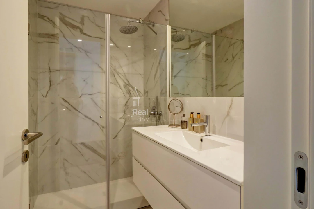 Apartamento T5 para Venda em Faro (Sé e São Pedro) Foto 26