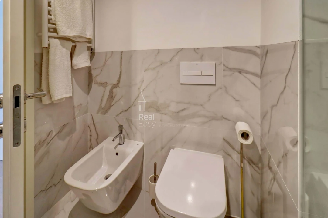 Apartamento T5 para Venda em Faro (Sé e São Pedro) Foto 27