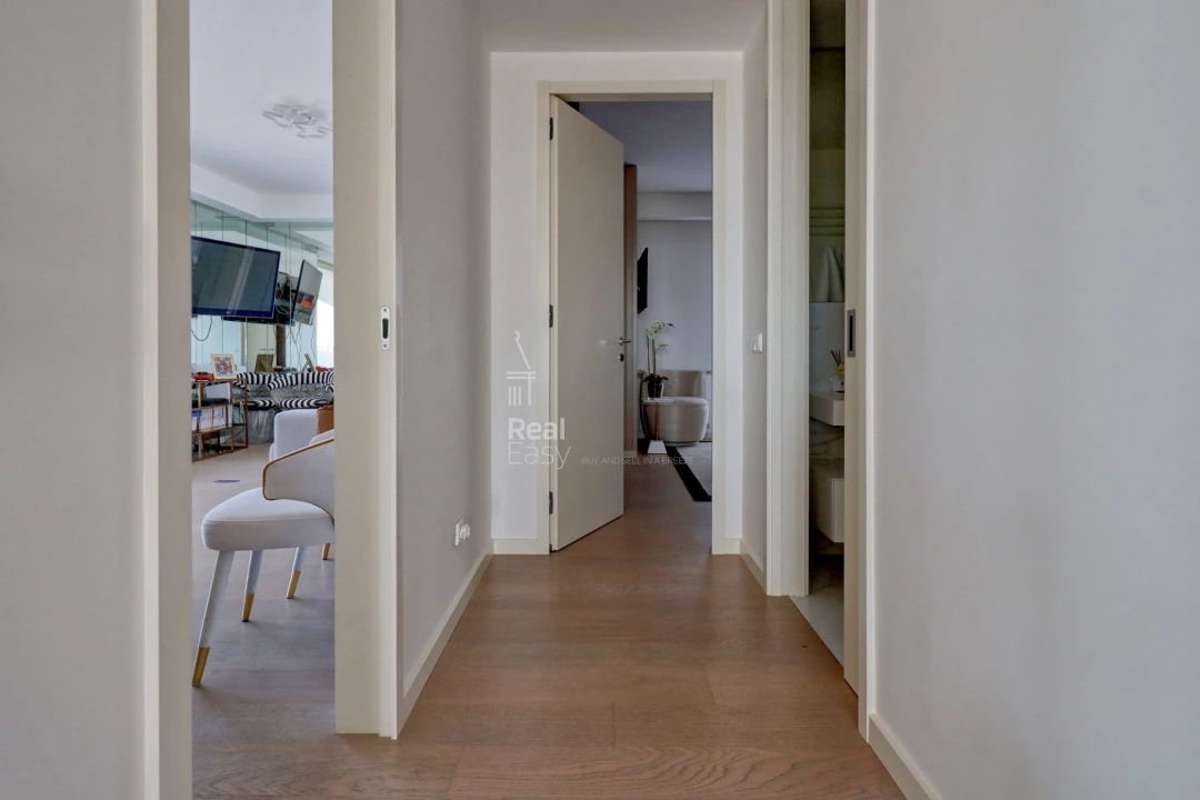 Apartamento T5 para Venda em Faro (Sé e São Pedro) Foto 10