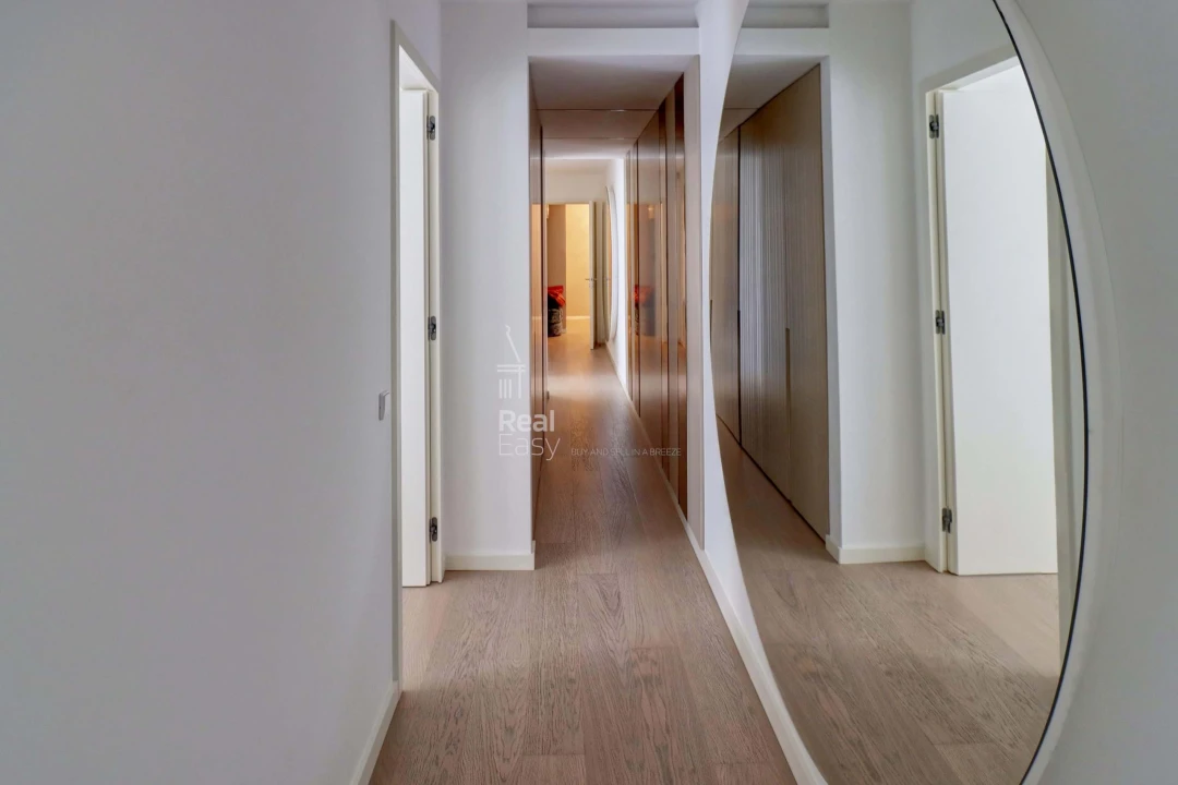 Apartamento T5 para Venda em Faro (Sé e São Pedro) Foto 15
