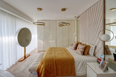 Apartamento T5 para Venda em Faro (Sé e São Pedro)
