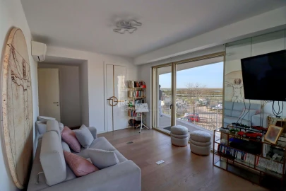 Apartamento T5 para Venda em Faro (Sé e São Pedro)