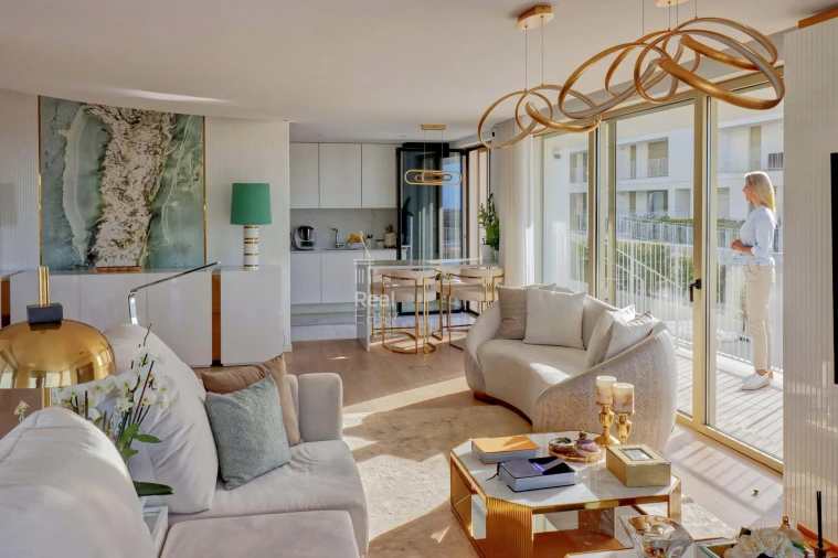 Apartamento T5 para Venda em Faro (Sé e São Pedro) Foto 4
