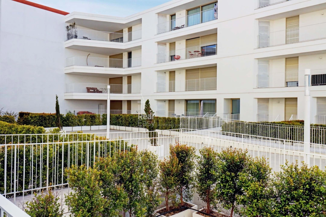 Apartamento T5 para Venda em Faro (Sé e São Pedro) Foto 29