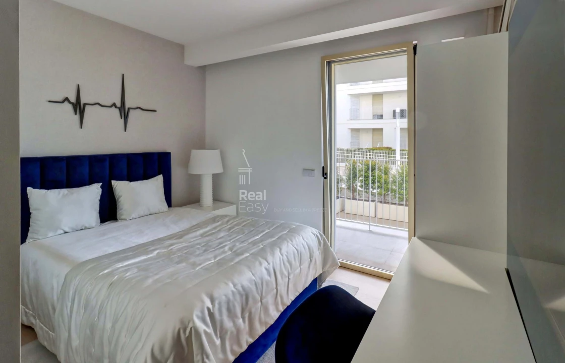 Apartamento T5 para Venda em Faro (Sé e São Pedro) Foto 25