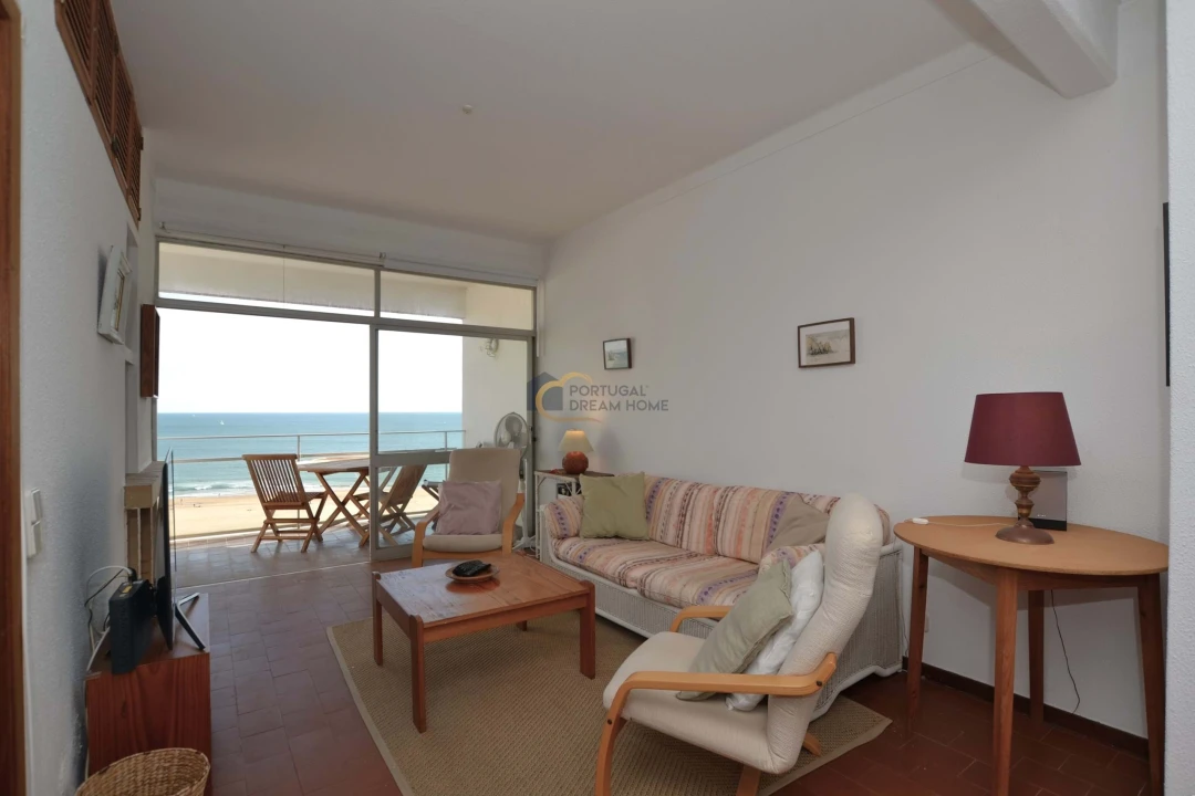 Apartamento T3 para Venda em Portimão Foto 2