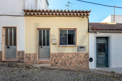 Moradia T2 para Venda em Lagos (São Sebastião e Santa Maria)