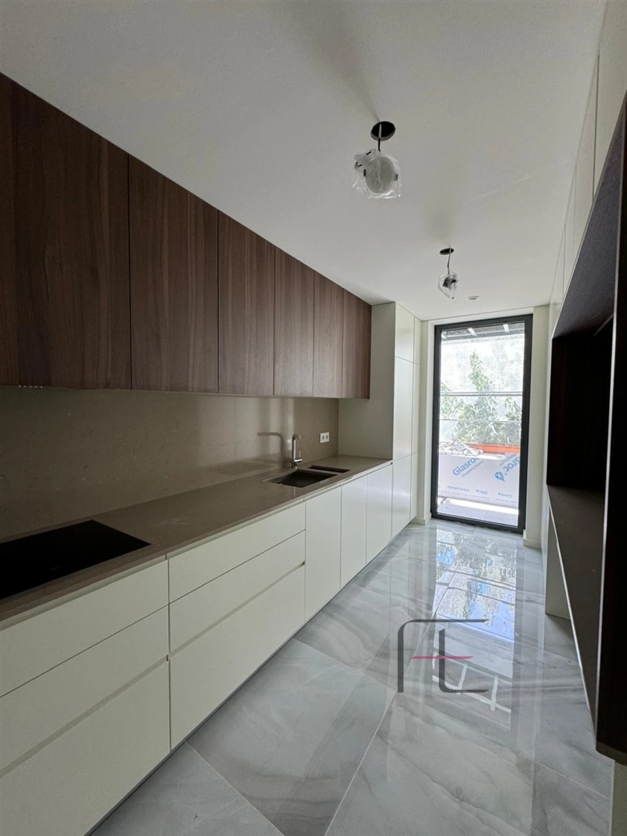 Apartamento T3 para Venda em Mafamude e Vilar do Paraíso Foto 3