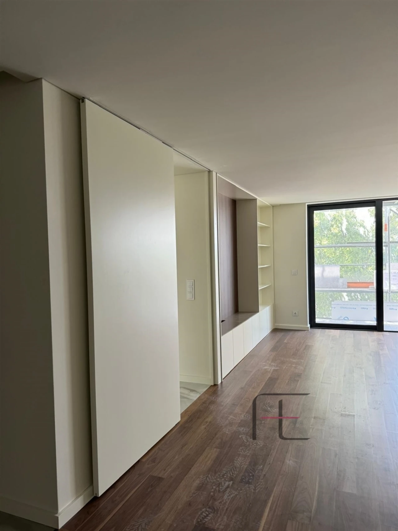 Apartamento T3 para Venda em Mafamude e Vilar do Paraíso Foto 8