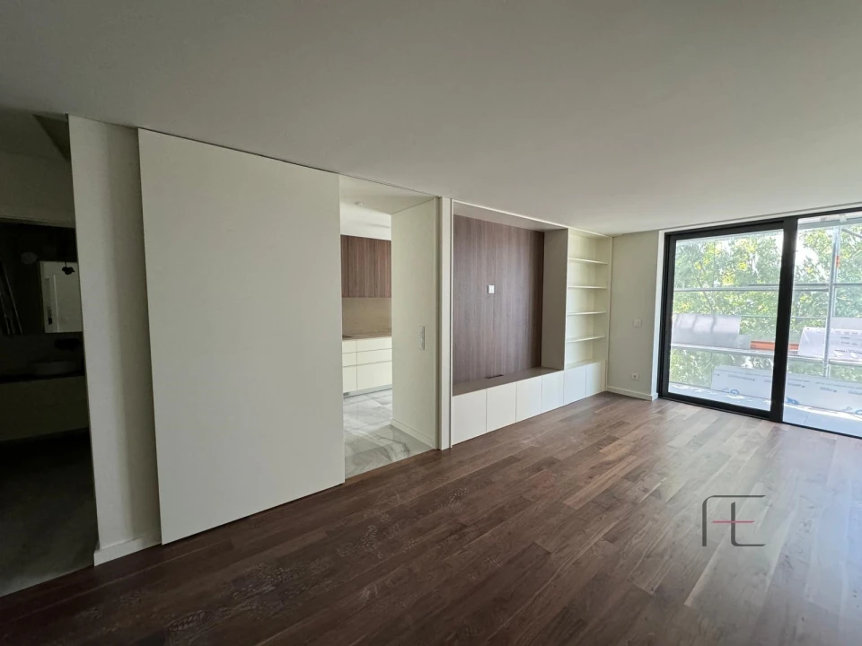 Apartamento T3 para Venda em Mafamude e Vilar do Paraíso Foto 4