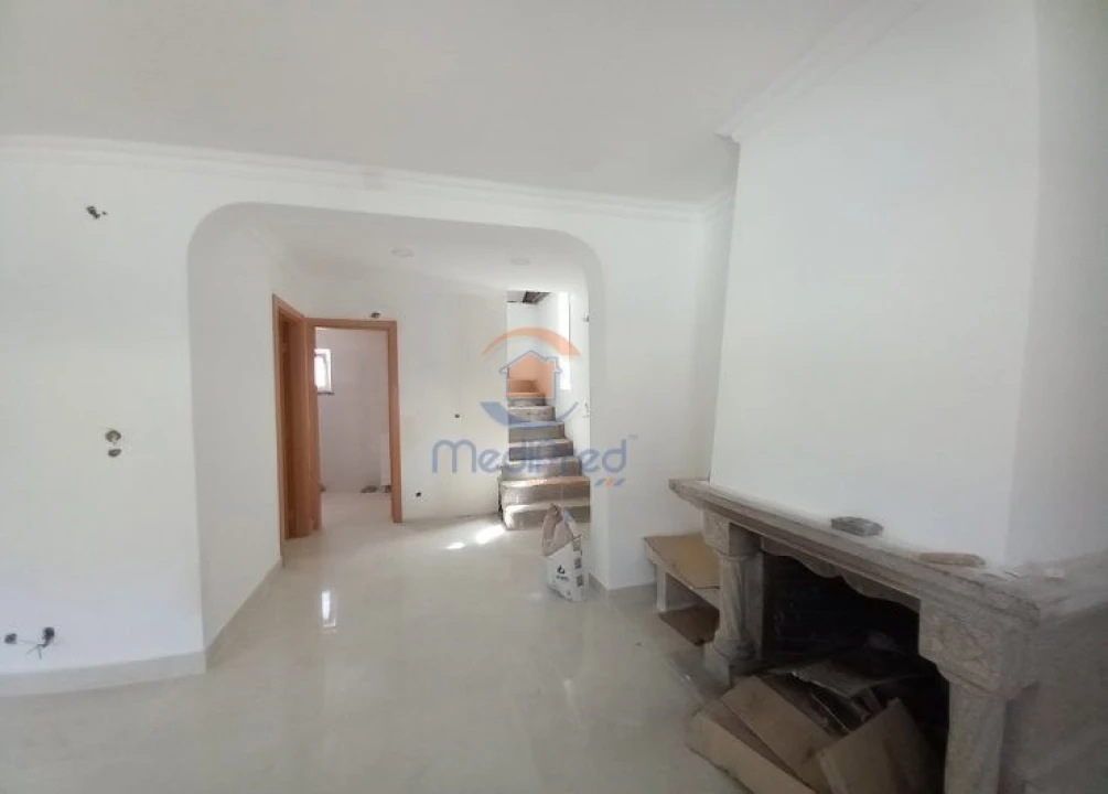 Moradia T5 para Venda em Amora Foto 7