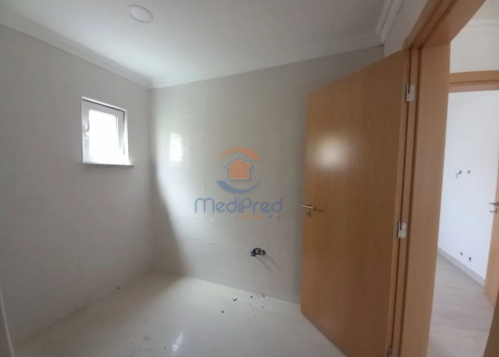Moradia T5 para Venda em Amora Foto 28