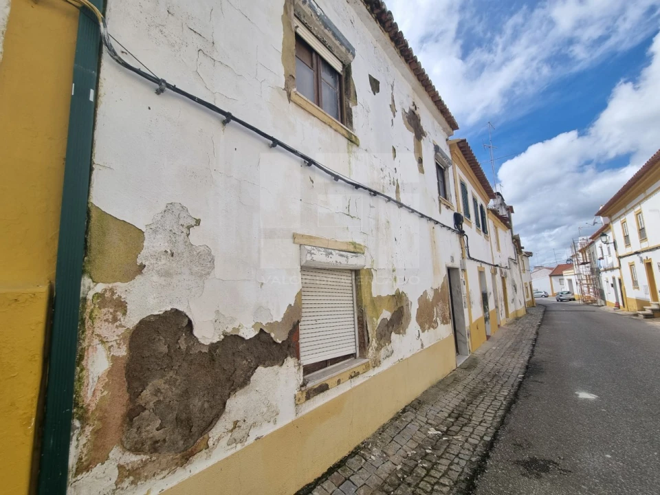 Moradia T4 para Venda em Alter do Chão Foto 5