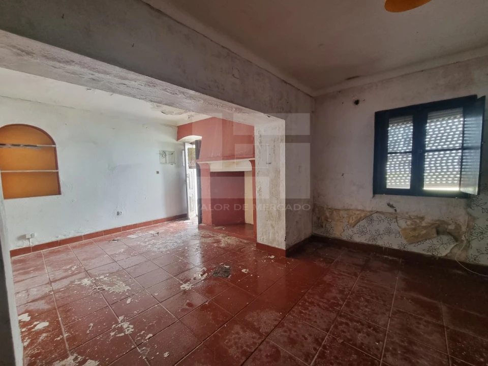 Moradia T4 para Venda em Alter do Chão Foto 8