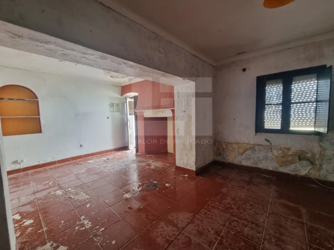 Moradia T4 para Venda em Alter do Chão Foto 8