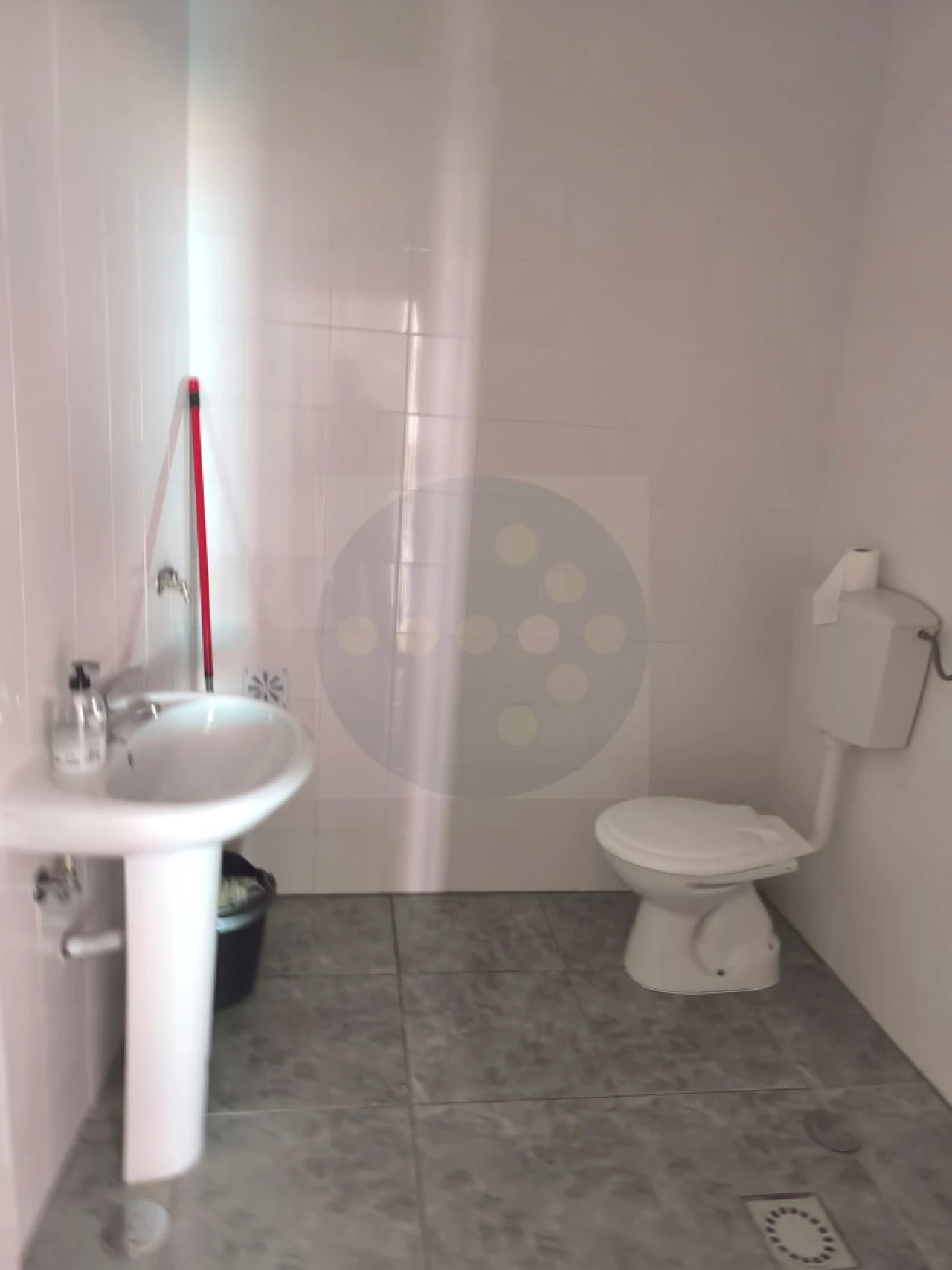 Loja para Arrendamento em Abrantes (São Vicente e São João) e Alferrarede Foto 2