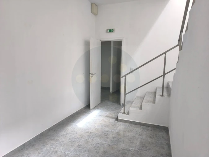 Loja para Arrendamento em Abrantes (São Vicente e São João) e Alferrarede Foto 4