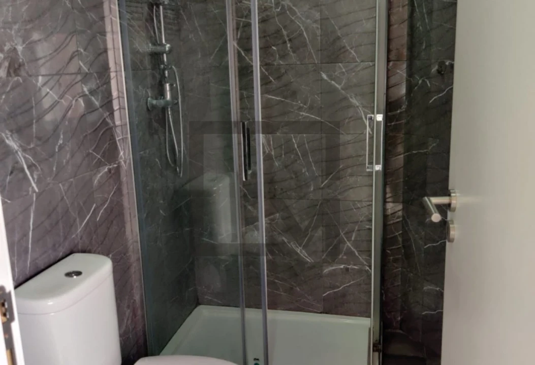 Prédio para Venda em Almada, Cova da Piedade, Pragal e Cacilhas Foto 6