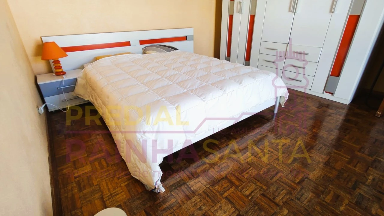 Moradia T5 para Venda em Guarda Foto 4