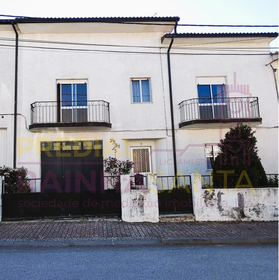 Moradia T5 para Venda em Guarda