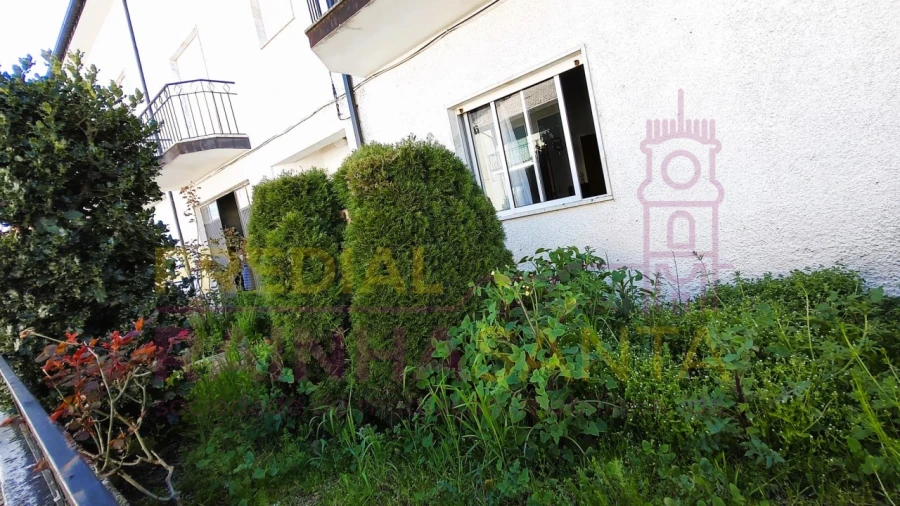 Moradia T5 para Venda em Guarda Foto 8