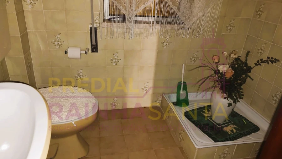 Moradia T5 para Venda em Guarda Foto 14