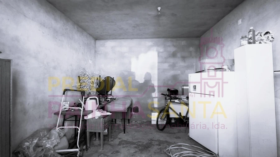 Moradia T5 para Venda em Guarda Foto 16