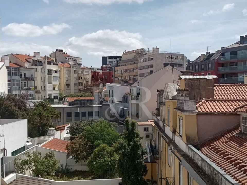 Apartamento T2 para Venda em Arroios Foto 12