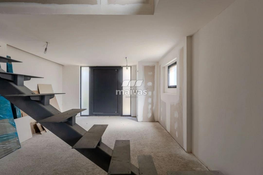 Moradia T4 para Venda em Pico de Regalados, Gondiães e Mós Foto 11