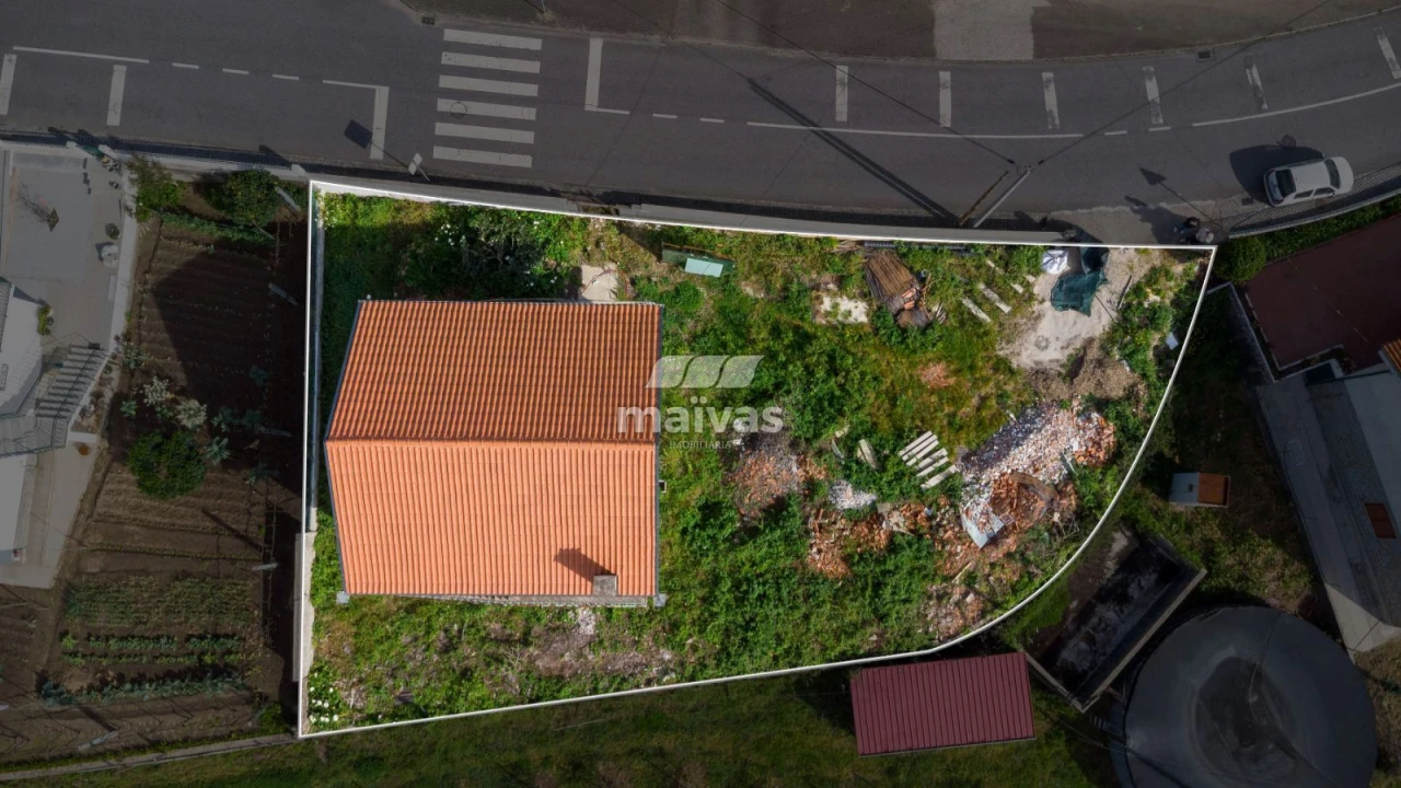 Moradia T4 para Venda em Pico de Regalados, Gondiães e Mós Foto 24