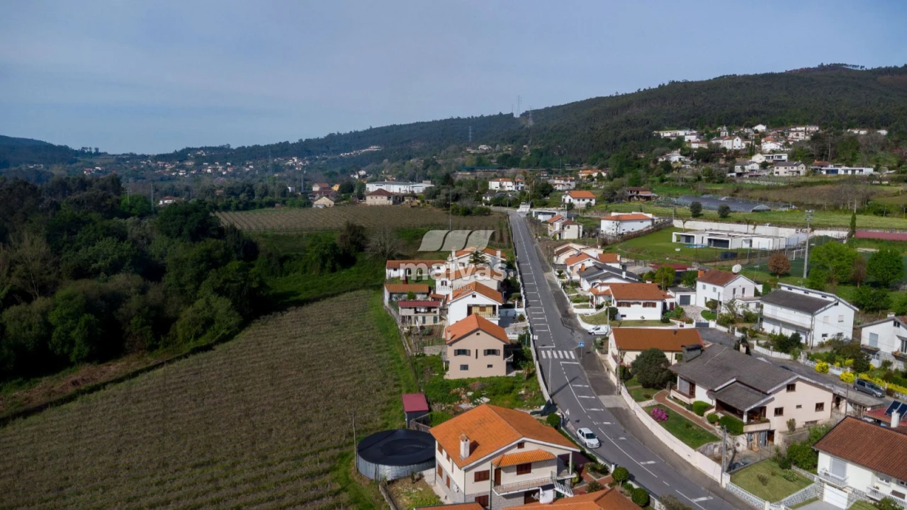 Moradia T4 para Venda em Pico de Regalados, Gondiães e Mós Foto 26