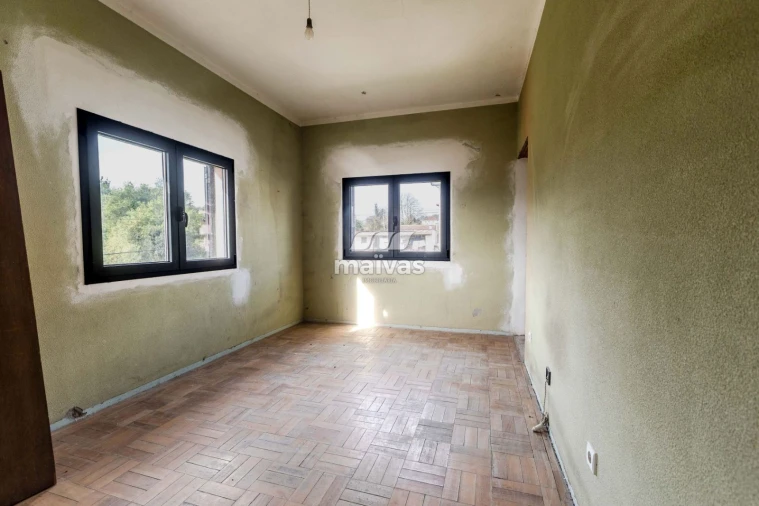 Moradia T4 para Venda em Pico de Regalados, Gondiães e Mós Foto 6