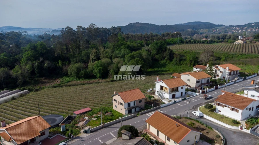 Moradia T4 para Venda em Pico de Regalados, Gondiães e Mós Foto 25
