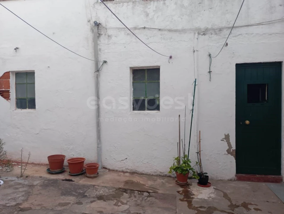 Moradia T1 para Venda em Beja (Santiago Maior e São João Baptista) Foto 1