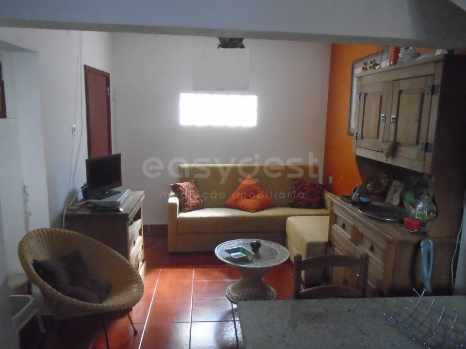 Moradia T1 para Venda em Beja (Santiago Maior e São João Baptista) Foto 4