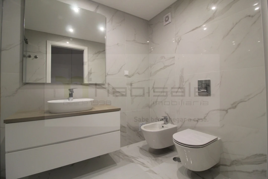 Apartamento T3 para Venda em Carcavelos e Parede Foto 25