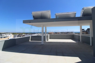 Apartamento T3 para Venda em Carcavelos e Parede