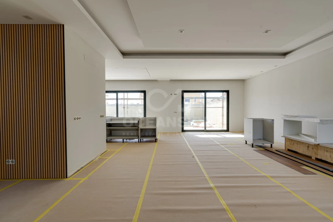 Moradia T4 para Venda em Rio de Mouro Foto 1