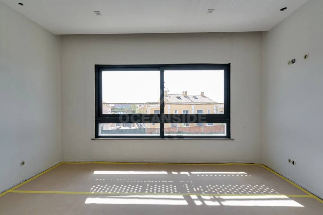 Moradia T4 para Venda em Rio de Mouro Foto 14