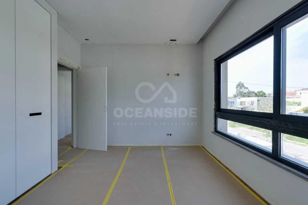 Moradia T4 para Venda em Rio de Mouro Foto 23