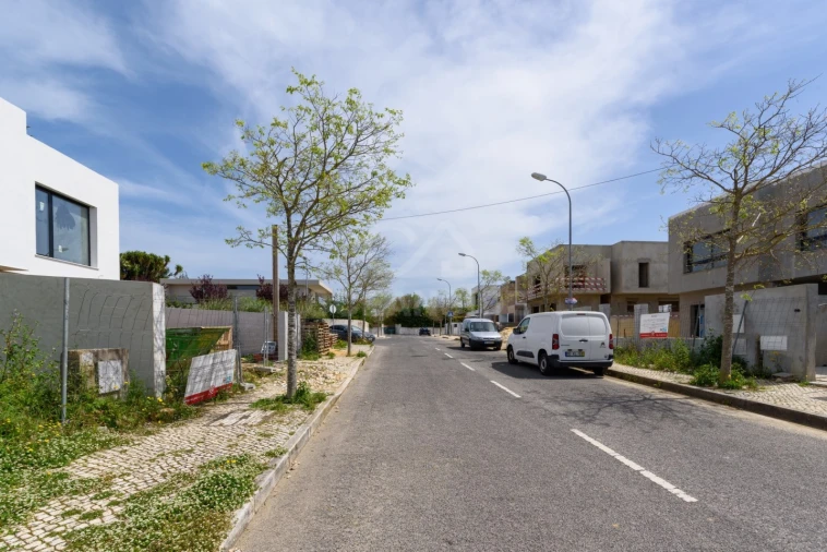 Moradia T4 para Venda em Rio de Mouro Foto 28