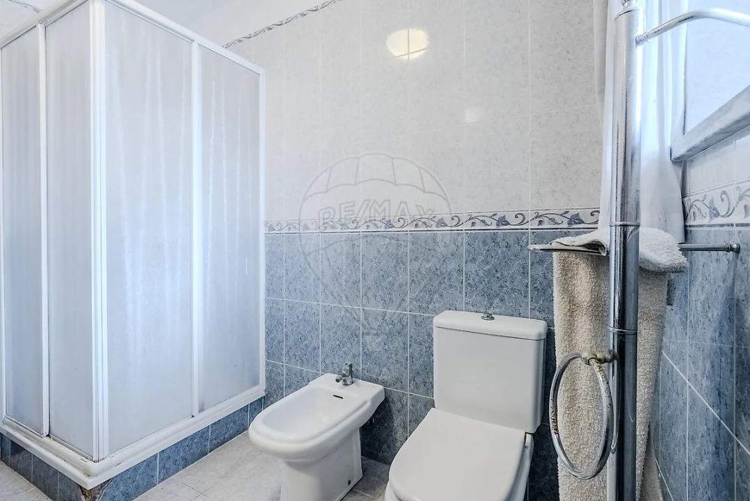 Moradia T3 para Venda em Maxial e Monte Redondo Foto 22