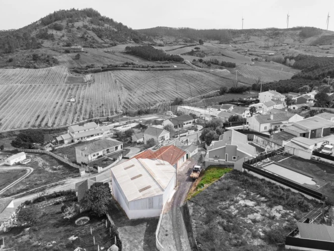 Moradia T3 para Venda em Maxial e Monte Redondo Foto 31