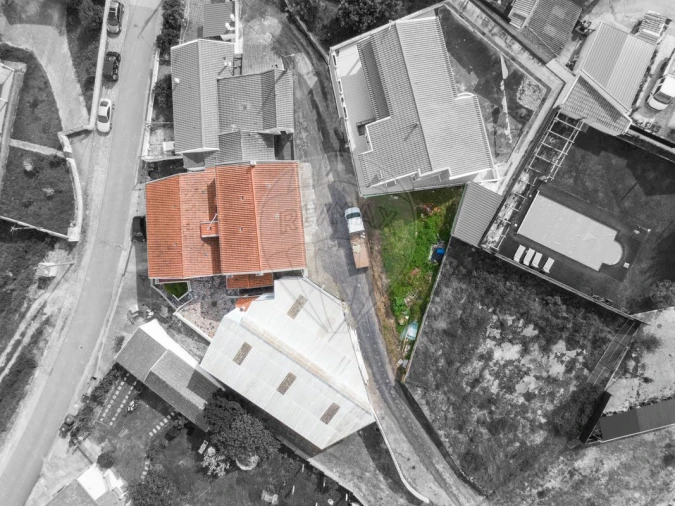 Moradia T3 para Venda em Maxial e Monte Redondo Foto 2