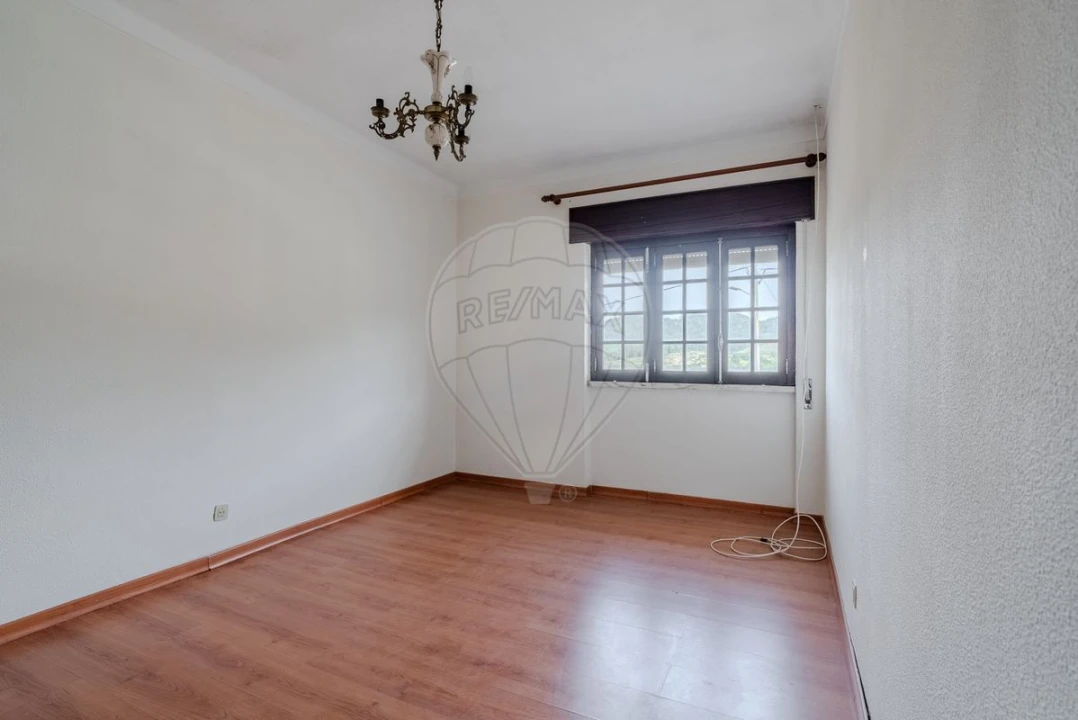 Moradia T3 para Venda em Maxial e Monte Redondo Foto 15